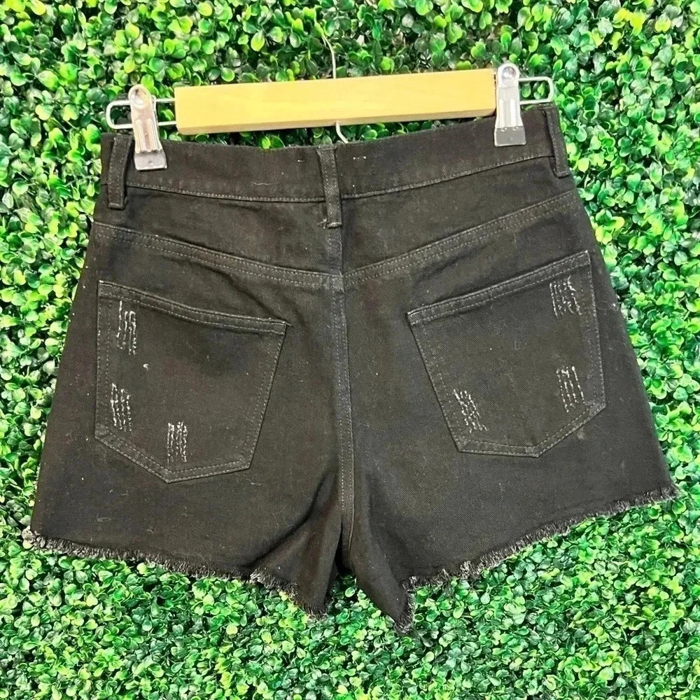 Boutique Distressed Denim Shorts in Black - Small NWT - Picture 6 of 7